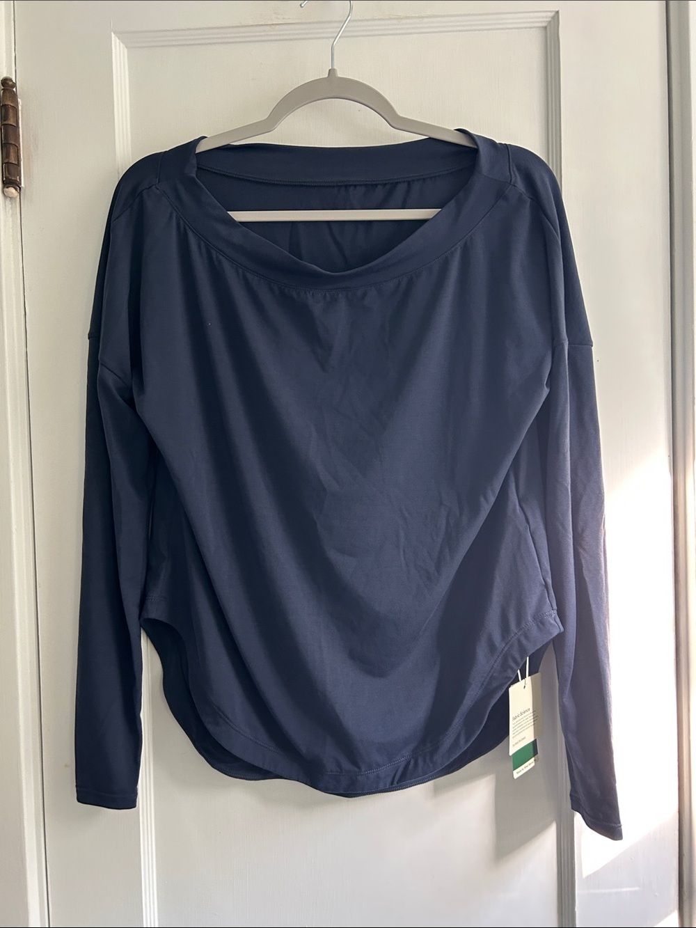 HALARA Navy Long-Sleeve Scoop Neck Top
